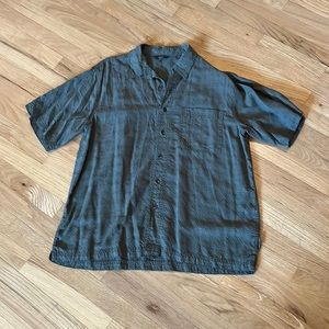 Royal Robbins casual shirt. Men’s Large - Green pattern